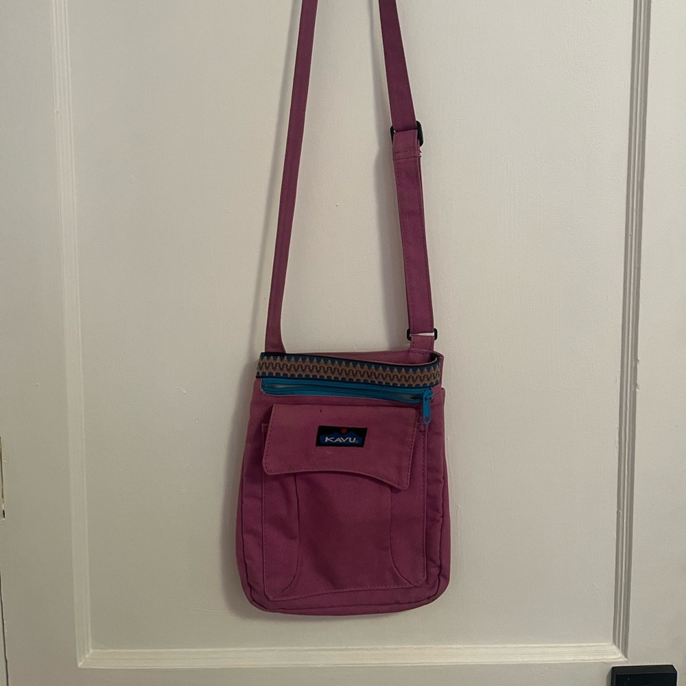Kavu purple crossbody purse